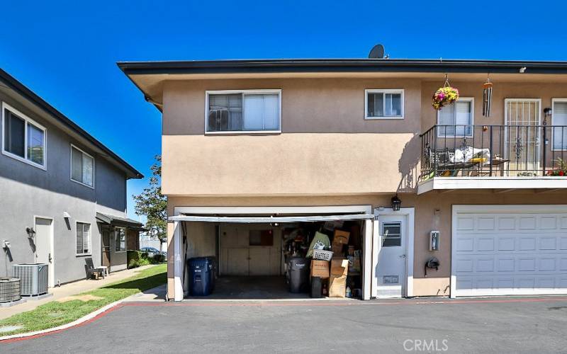 Shared garage with neighbors