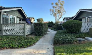 8853 Applewood Drive, Rancho Cucamonga, California 91730, 2 Bedrooms Bedrooms, ,1 BathroomBathrooms,Residential Lease,Rent,8853 Applewood Drive,CV24175817