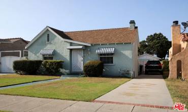 2107 W 83rd Street, Los Angeles, California 90047, 3 Bedrooms Bedrooms, ,2 BathroomsBathrooms,Residential,Buy,2107 W 83rd Street,24431581