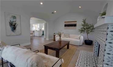 7731 S Normandie Avenue, Los Angeles, California 90044, 3 Bedrooms Bedrooms, ,2 BathroomsBathrooms,Residential,Buy,7731 S Normandie Avenue,DW24173483