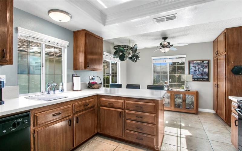  great view of the kitchen , breakfast bar and pantry