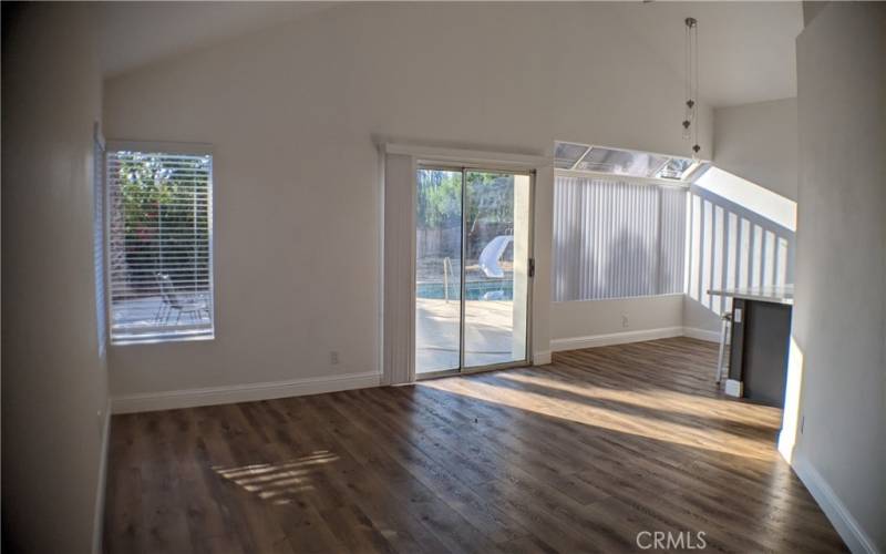 Family  Room & bfast nook