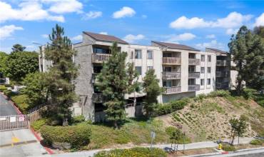 1610 Neil Armstrong Street 101, Montebello, California 90640, 1 Bedroom Bedrooms, ,1 BathroomBathrooms,Residential,Buy,1610 Neil Armstrong Street 101,PW24174911