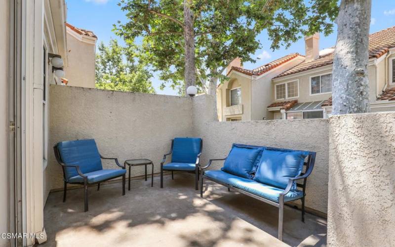 Quaint front patio