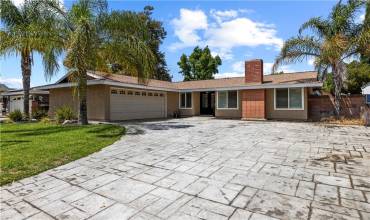 28111 Alaminos Drive, Saugus, California 91350, 4 Bedrooms Bedrooms, ,2 BathroomsBathrooms,Residential,Buy,28111 Alaminos Drive,SR24176168