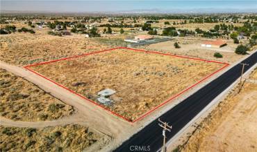 4240 Smoke Tree Road, Phelan, California 92371, ,Land,Buy,4240 Smoke Tree Road,HD24176191