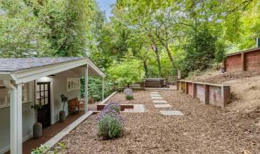 21591 Naomi Court, Los Gatos, California 95033, 2 Bedrooms Bedrooms, ,1 BathroomBathrooms,Residential,Buy,21591 Naomi Court,ML81969533