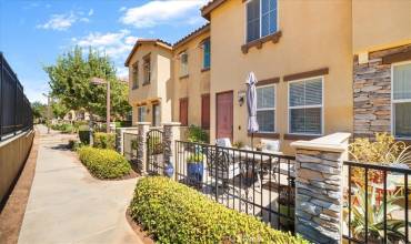 8072 Cresta Bella Road, Rancho Cucamonga, California 91730, 2 Bedrooms Bedrooms, ,2 BathroomsBathrooms,Residential,Buy,8072 Cresta Bella Road,CV24173513