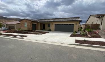 11669 Ambling Way, Corona, California 92883, 3 Bedrooms Bedrooms, ,3 BathroomsBathrooms,Residential Lease,Rent,11669 Ambling Way,PW24176870