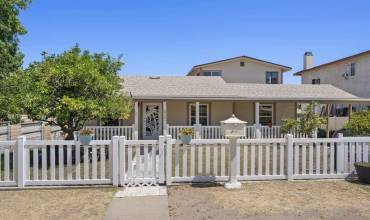 1727 Dupont Drive, Lemon Grove, California 91945, 4 Bedrooms Bedrooms, ,3 BathroomsBathrooms,Residential,Buy,1727 Dupont Drive,240020193SD