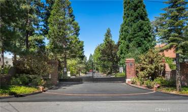 1462 Canterbury Court, Lake Arrowhead, California 92352, ,Land,Buy,1462 Canterbury Court,EV24176820