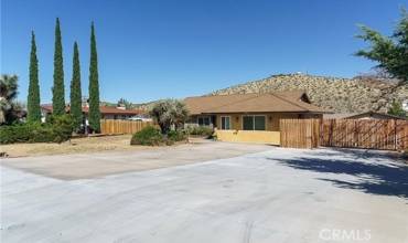 57866 Desert Gold Drive, Yucca Valley, California 92284, 3 Bedrooms Bedrooms, ,2 BathroomsBathrooms,Residential,Buy,57866 Desert Gold Drive,OC24086350