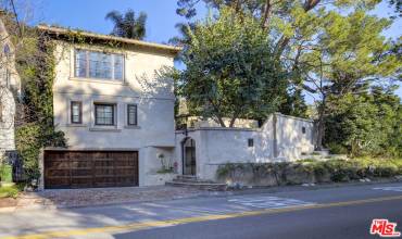 2880 NICHOLS CANYON Road, Los Angeles, California 90046, 1 Bedroom Bedrooms, ,1 BathroomBathrooms,Residential Lease,Rent,2880 NICHOLS CANYON Road,24431881