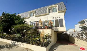 2423 4th St. 3, Santa Monica, California 90405, 1 Bedroom Bedrooms, ,1 BathroomBathrooms,Residential Lease,Rent,2423 4th St. 3,24432187