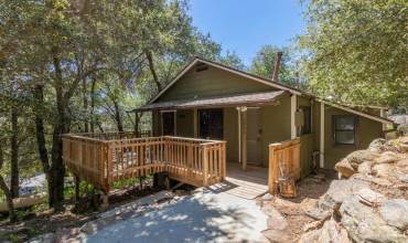 2840 Payson Dr., Julian, California 92036, 2 Bedrooms Bedrooms, ,2 BathroomsBathrooms,Residential,Buy,2840 Payson Dr.,240020255SD