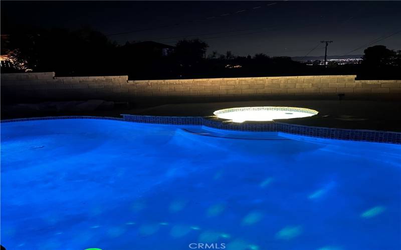 Pool & Jacuzzi Photo