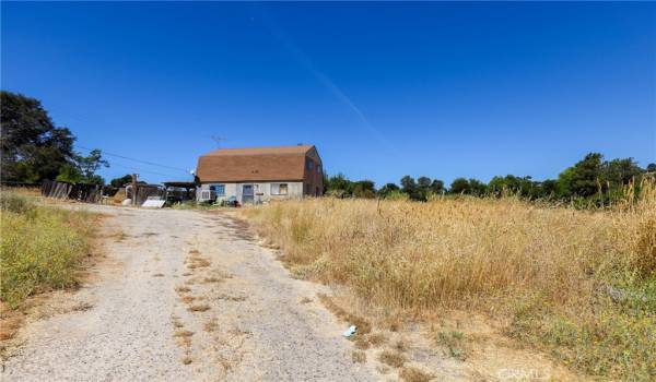 9385 Carmel Rd is a 1664 sf, 3 bedroom, 2 bathroom home in Southern Atascadero.