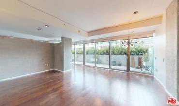 1155 S GRAND Avenue 611, Los Angeles, California 90015, 1 Bedroom Bedrooms, ,2 BathroomsBathrooms,Residential Lease,Rent,1155 S GRAND Avenue 611,24432213