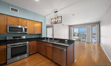 445 Island Avenue 614, San Diego, California 92101, 1 Bedroom Bedrooms, ,1 BathroomBathrooms,Residential,Buy,445 Island Avenue 614,240020276SD