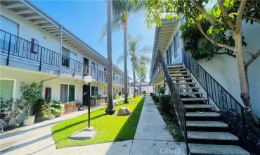 5500 Ackerfield Avenue 410, Long Beach, California 90805, 2 Bedrooms Bedrooms, ,1 BathroomBathrooms,Residential,Buy,5500 Ackerfield Avenue 410,PW24177770