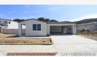 543 Meadowood St. 301, Fallbrook, California 92028, 3 Bedrooms Bedrooms, ,2 BathroomsBathrooms,Residential,Buy,543 Meadowood St. 301,240020295SD