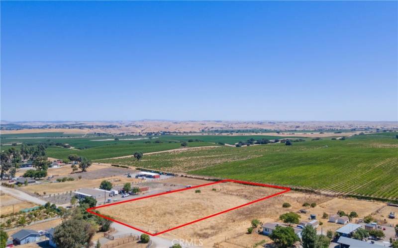 2 acre parcel backing up to a large vineyard.  Lot lines are only approximate.