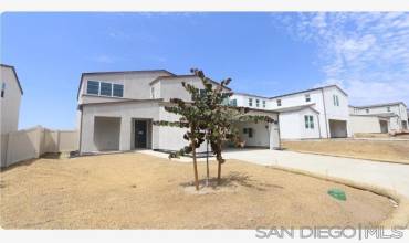 556 Meadowood St. 411, Fallbrook, California 92028, 4 Bedrooms Bedrooms, ,3 BathroomsBathrooms,Residential,Buy,556 Meadowood St. 411,240020294SD