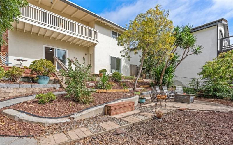 Spacious private canyon backyard.