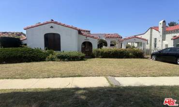 8809 S 5th Avenue, Inglewood, California 90305, 3 Bedrooms Bedrooms, ,2 BathroomsBathrooms,Residential,Buy,8809 S 5th Avenue,24432657