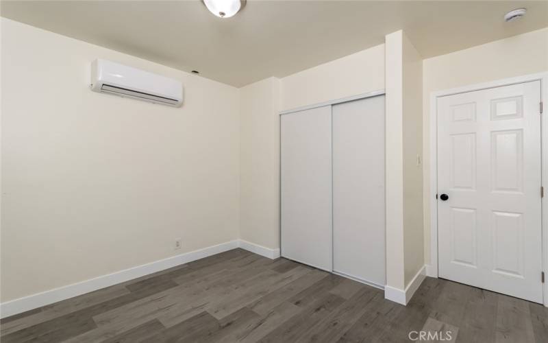 927 W Gage Ave, LA - Remodeled Vacant Unit