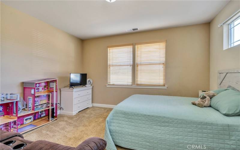 Large guest bedroom