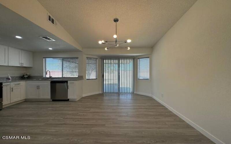 Kitchen:dining area