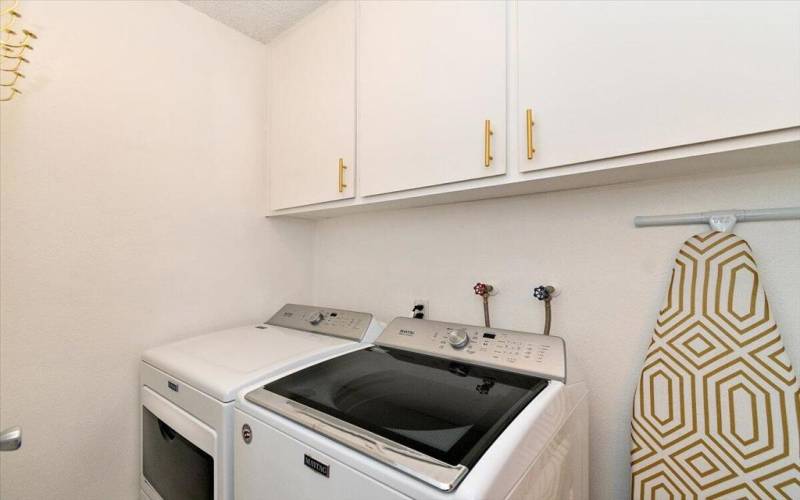 2074 N Mira Vista laundry Room