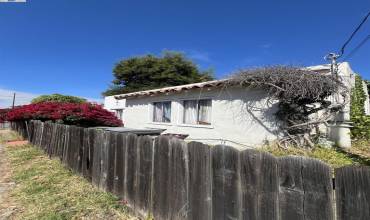 3611 Loma Vista Ave, Oakland, California 94619, 2 Bedrooms Bedrooms, ,1 BathroomBathrooms,Residential,Buy,3611 Loma Vista Ave,41070878