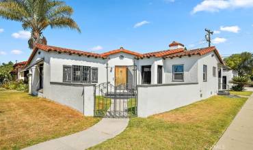 1439 E Artesia Boulevard, Long Beach, California 90805, 3 Bedrooms Bedrooms, ,2 BathroomsBathrooms,Residential,Buy,1439 E Artesia Boulevard,IV24144347