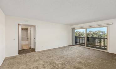 6416 Friars Rd 311, San Diego, California 92108, 1 Bedroom Bedrooms, ,1 BathroomBathrooms,Residential,Buy,6416 Friars Rd 311,240020382SD