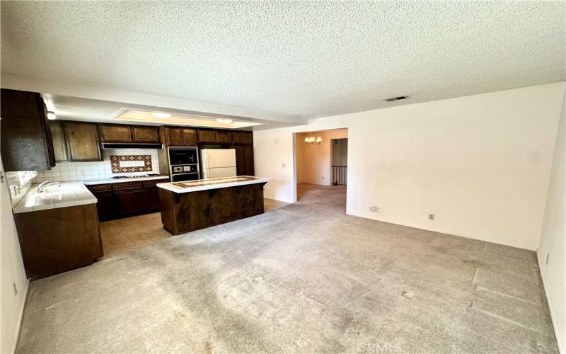 Kitchen/family room