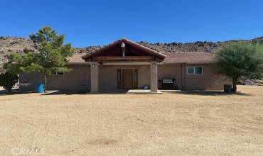 31163 Villa Nova Road, Lucerne Valley, California 92356, 4 Bedrooms Bedrooms, ,3 BathroomsBathrooms,Residential,Buy,31163 Villa Nova Road,IV24162433