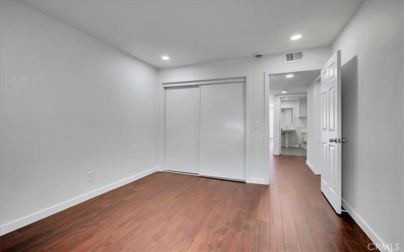 Guest bedroom with great closet space