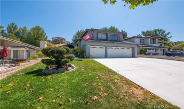 1241 Oakcrest Circle, Corona, California 92882, 4 Bedrooms Bedrooms, ,2 BathroomsBathrooms,Residential,Buy,1241 Oakcrest Circle,OC24178142