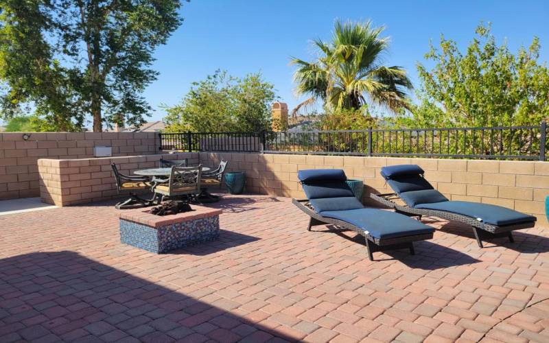 FIREPIT AND LOUNGING AREA