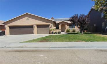 16420 Field Street, Victorville, California 92395, 4 Bedrooms Bedrooms, ,2 BathroomsBathrooms,Residential,Buy,16420 Field Street,HD24179114