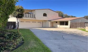 Extra Long Driveway for guests and toys!