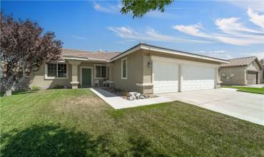 43862 Freer Way, Lancaster, California 93536, 4 Bedrooms Bedrooms, ,3 BathroomsBathrooms,Residential,Buy,43862 Freer Way,SR24179578