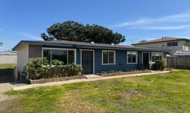 2717 19 Drew Lane, Lemon Grove, California 91945, 2 Bedrooms Bedrooms, ,2 BathroomsBathrooms,Residential Income,Buy,2717 19 Drew Lane,240020519SD