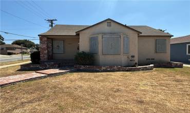 2002 W 112th Street, Los Angeles, California 90047, 4 Bedrooms Bedrooms, ,1 BathroomBathrooms,Residential,Buy,2002 W 112th Street,OC24171503