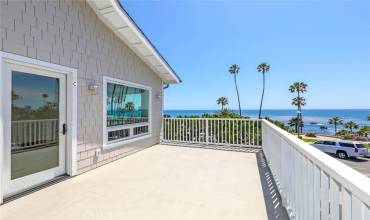 376 Cliff Drive C, Laguna Beach, California 92651, 1 Bedroom Bedrooms, ,1 BathroomBathrooms,Residential Lease,Rent,376 Cliff Drive C,LG24179876