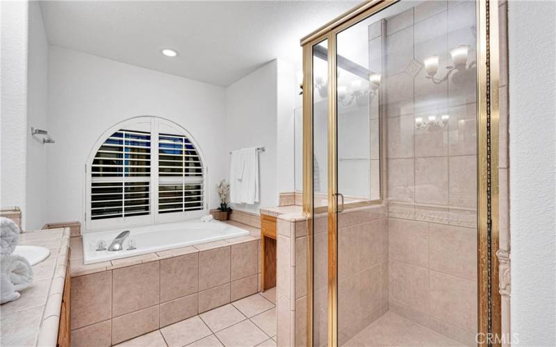 Master Bath, soaking tub, shower enclosure and vanity