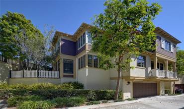 2574 Bungalow Place 66, Corona Del Mar, California 92625, 3 Bedrooms Bedrooms, ,2 BathroomsBathrooms,Residential Lease,Rent,2574 Bungalow Place 66,NP24163590