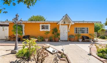 102 Zenith Avenue, La Puente, California 91744, 3 Bedrooms Bedrooms, ,1 BathroomBathrooms,Residential,Buy,102 Zenith Avenue,CV24180016